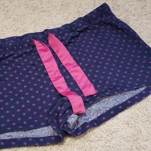 Old Navy Holiday Flannel shorts